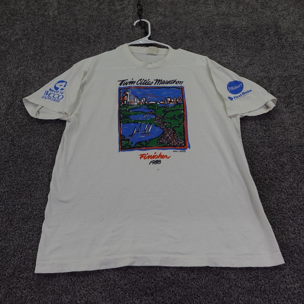 Fruit of the Loom T Shirt Mens Large White Twin Cities Marathon 1988 Finisher